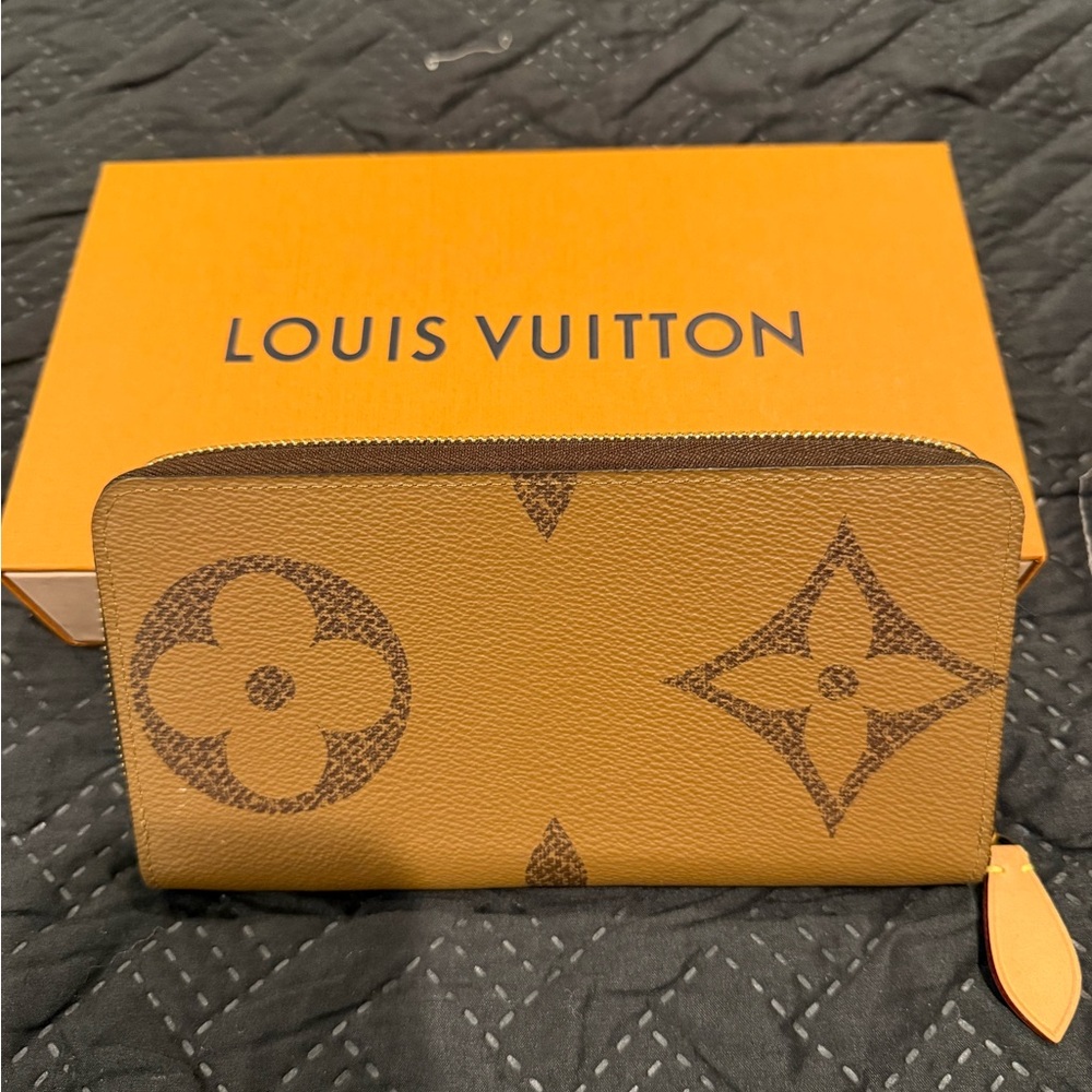 Louis Vuitton large reverse monogram zippy wallet